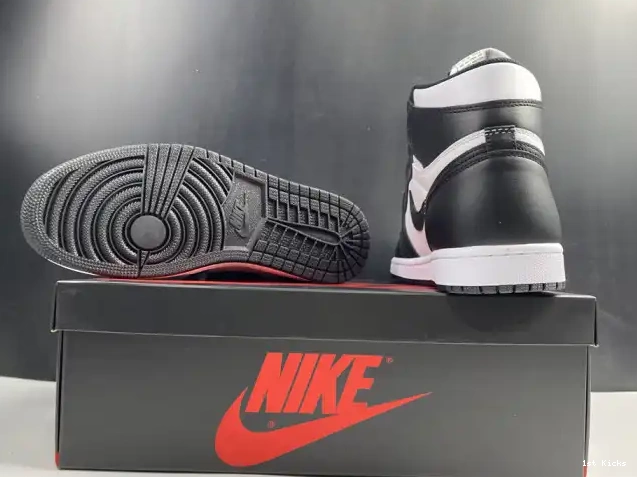1st Kicks (2014) Black 555088-010 Air Retro Jordan 1 White 0602
